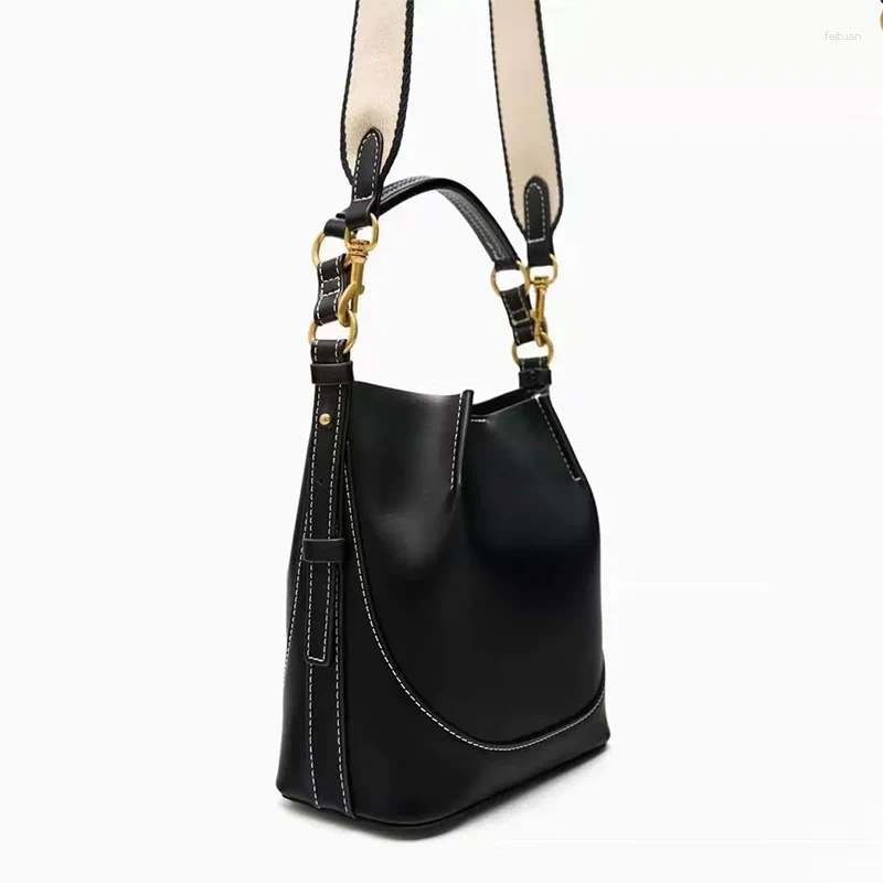 Vintage Bags - Large Capacity Crossbody Bag, hot Women's Fashion Handbag with High-Quality Design, Big Shoulder Handbags