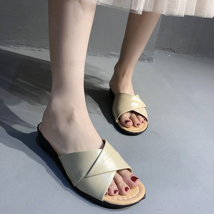 Summer New Ddmywed Outerwear Mom S Slippers Women Flat Bottom Slope Heels Middle Aged And Elderly Drag Large Size Cool Chinese Brand Shoes F Ddmysatur