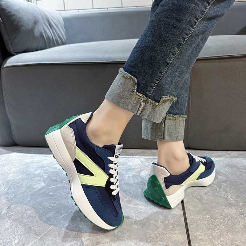 New Arrival Women Sneakers New Summer Causal Breathable Sneakers Fashion Lace Up Breathable Sneakers Platform Outdoor Walking Designer Shoes T250311