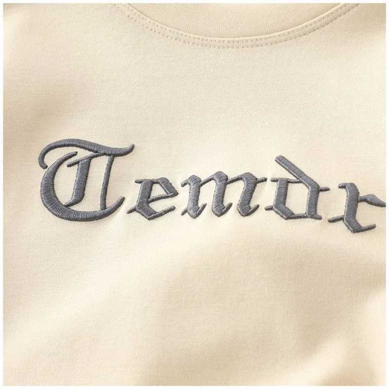Clothing Sets Childrens Boy Clothes Set Summer Patchwork Letter Tshirts and Shorts Suit Teenage Short Sleeve Top Bottom 2pc Fashion TracksuitY241225YY
