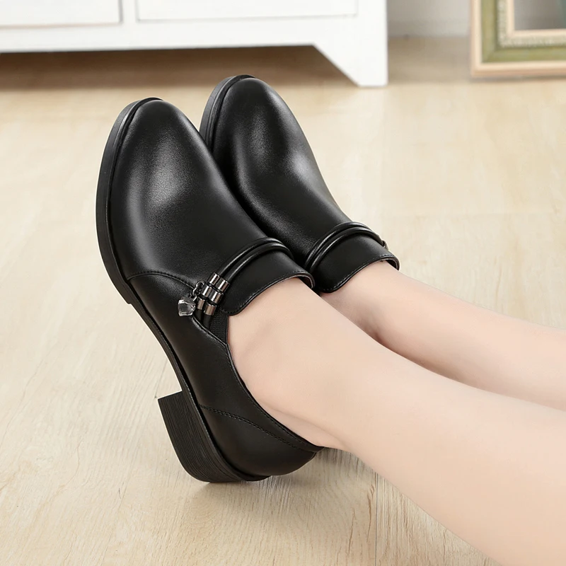 AIYUQI Women Dress Shoes Spring Genuine Leather Women Office Shoes Large Size Mid Heel Women Commuter Shoes
