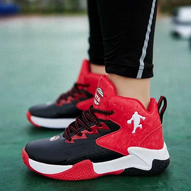 Athletic Outdoor Childrens basketball shoes suitable for boys girls children teenagers breathable and non slip lace indoor outdoor training sports ten