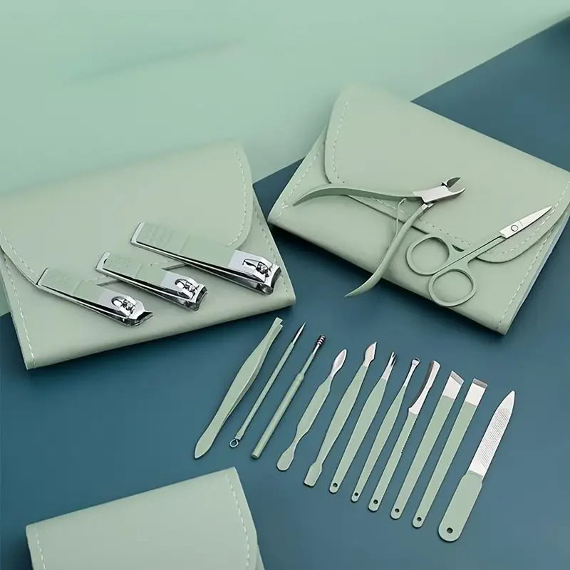 16Pcs/set Professional Nail Clippers Set Portable Travel Case Cuticle Nippers Grooming Pedicure Tool Kit for Men Women Manicure 241225