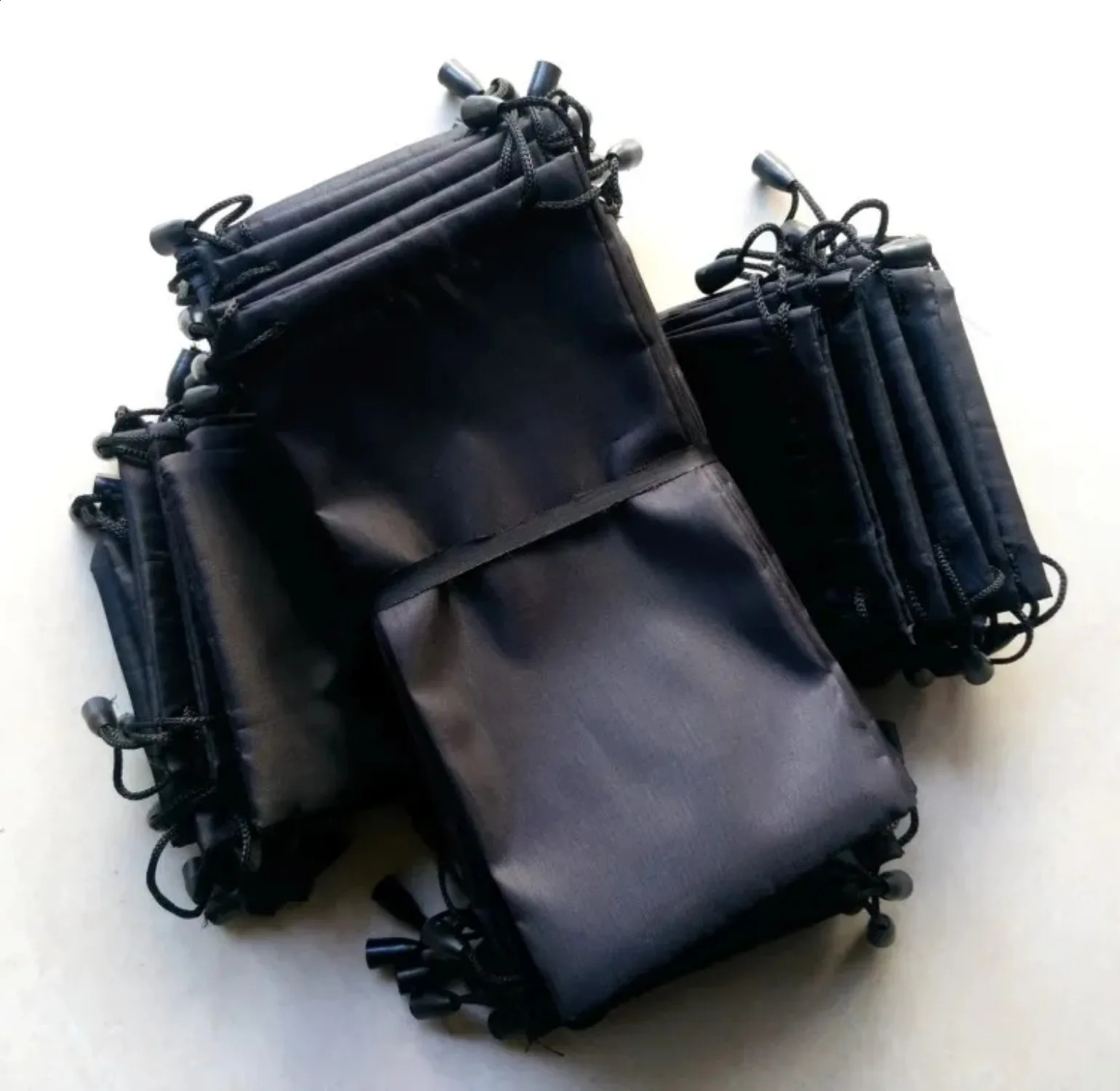 1-100pcs Portable Soft Cloth Waterproof Sunglasses Bag Microfiber Dust Storage Pouch Glasses Carry Bag Eyewear Case Container 241224wwww