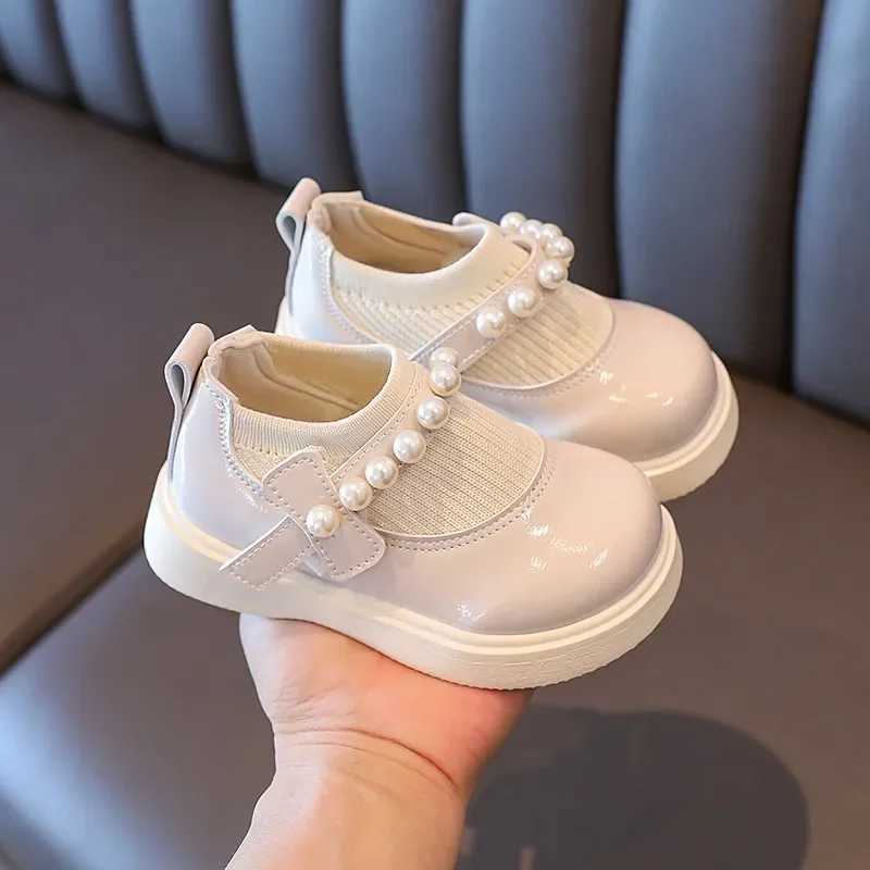 Athletic Outdoor Childrens Baby Leather Shoes 2024 New Beige Pearl Girls Baby Single Shoes Fall Black Soft Non-slip Girls Baby Princess Shoes H241223