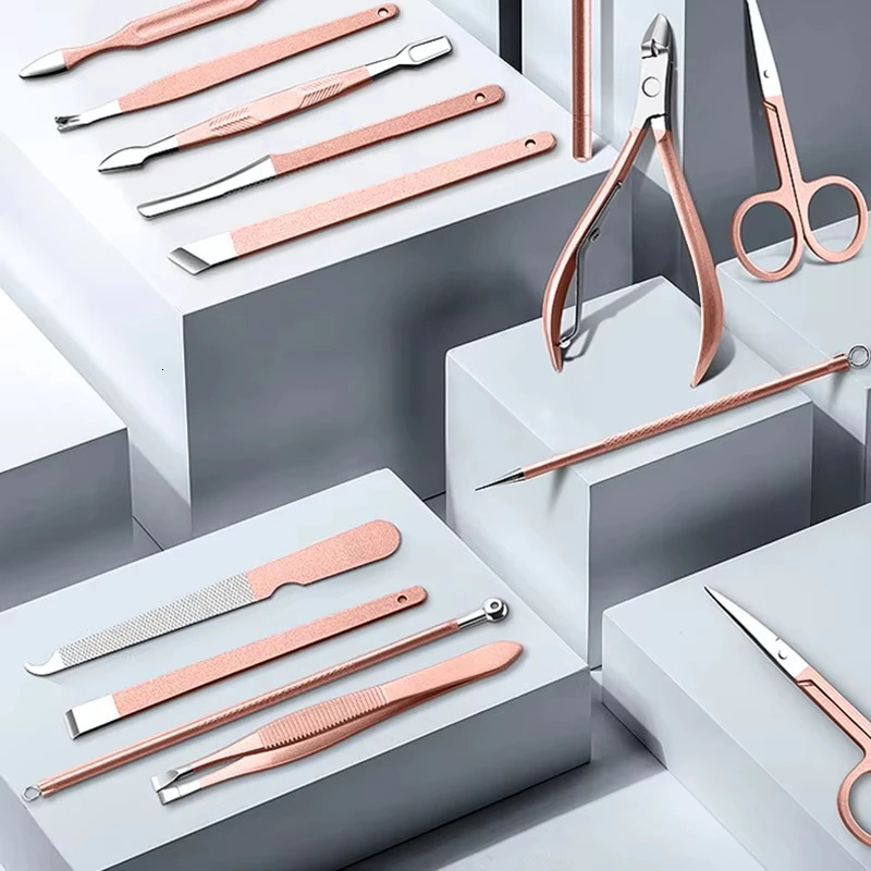 Professional Manicure Set 18 Pieces Stainless Steel Nail Scissors Pedicure Kit Nail Clippers Kit Care Tools Womens Grooming Kit 241225