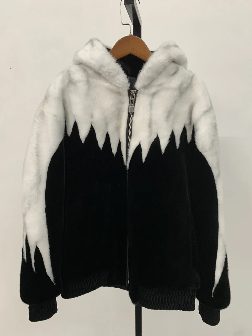 PFHQ Winter Mink Fur Hooded Mens Coat Onepiece Casual Jacket Warm 2024 Contrast Color Long Sleeve Male Tops 241225