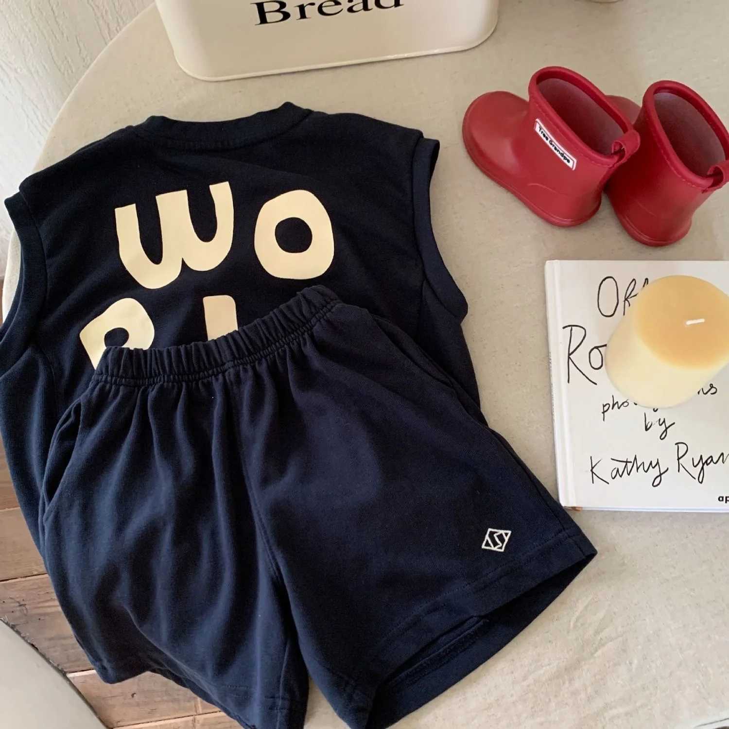Clothing Sets Summer Baby Girls Clothes Set Kid Boy Sleeveless T-shirts and Shorts 2 Pieces Suit Children Letter Printed Top Bottom OutfitsY241225J19W