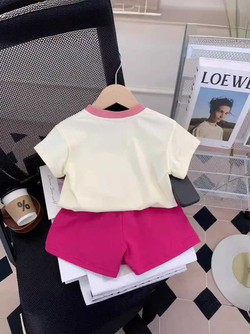 Clothing Sets Girls Suit Summer New Fashionable Childrens Summer Net Red Fashionable Baby Girl Short-Sleeved Shorts Two-Piece Cartoon SuitY241225BQKZ