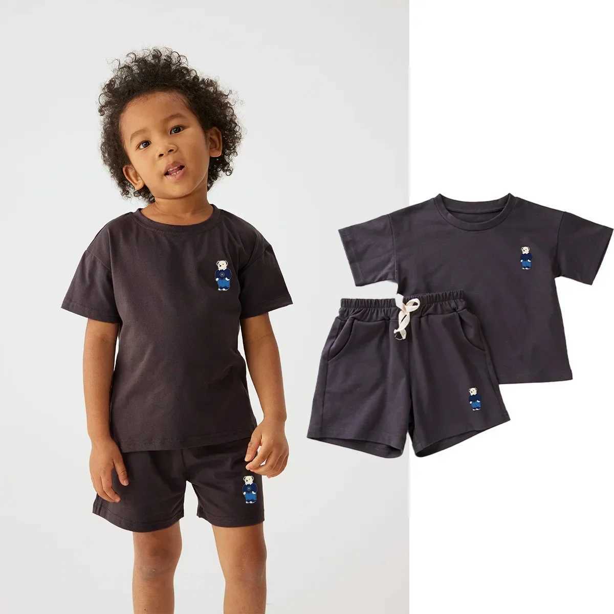Clothing Sets Cute Bear Printed Short Sleeve Shorts Set Summer Cotton Comfortable T-Shirt Shorts Two Piece Set 0-6Y Boys Girls Best SellingY241225O7OC