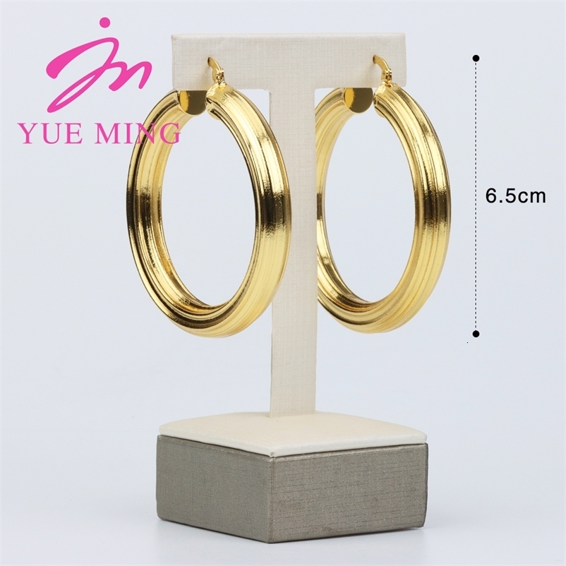 Big Hoop Earrings 60MM Gold Plated Clip Copper Round Circle Earrings for Womens Fashion Statement Golden Punk Charm Earring 241224