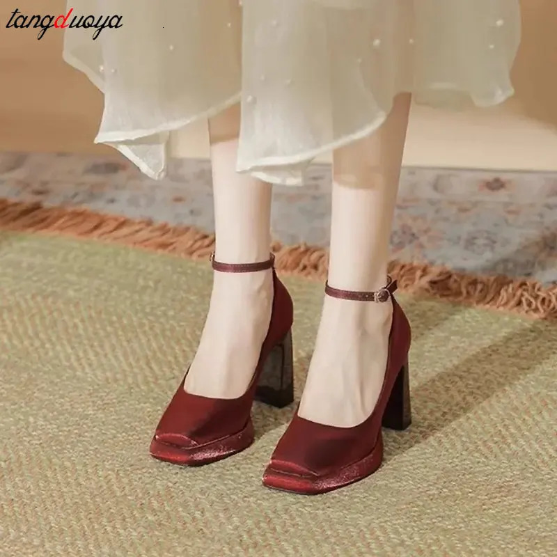 Platform high heels women chunky heels Mary Jane shoes Elegant satin square head Wedding shoes women Ankle buckle single shoes 241225