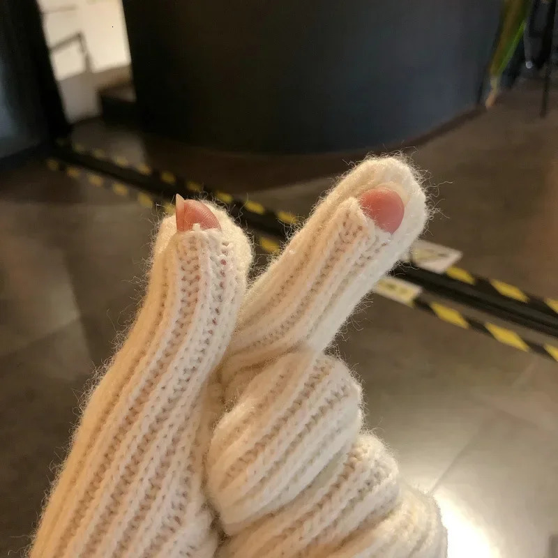 Fashion Touch Screen Knitted Gloves Women Winter Gloves Warm Riding Solid Fluffy Work Gloves Y2k Harajuku Kawaii Mittens 241225