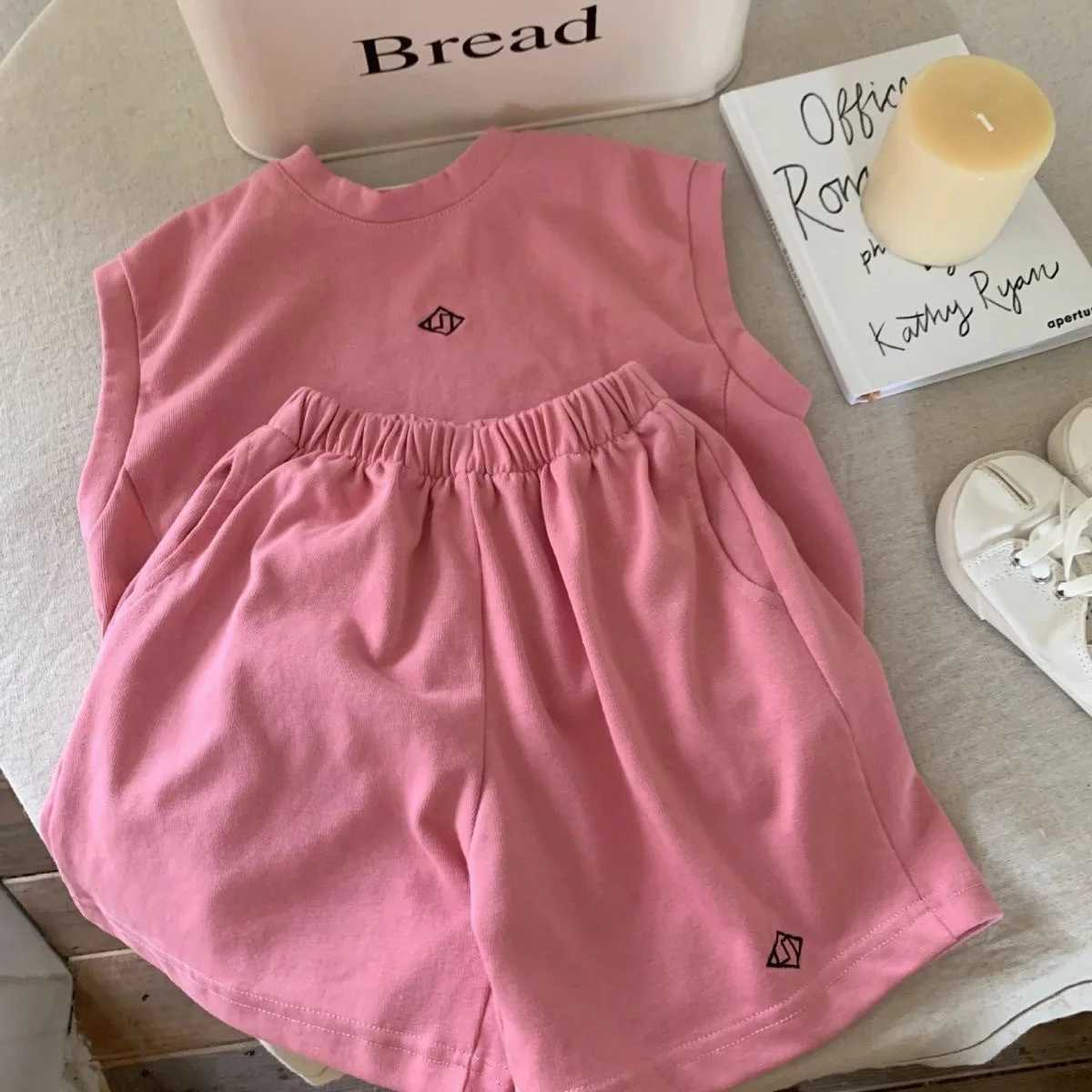 Clothing Sets Summer Baby Girls Clothes Set Kid Boy Sleeveless T-shirts and Shorts 2 Pieces Suit Children Letter Printed Top Bottom OutfitsY241225J19W