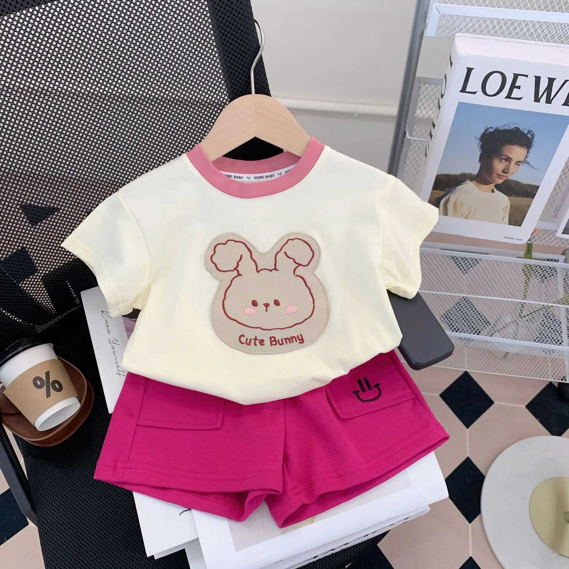 Clothing Sets Girls Suit Summer New Fashionable Childrens Summer Net Red Fashionable Baby Girl Short-Sleeved Shorts Two-Piece Cartoon SuitY241225BQKZ