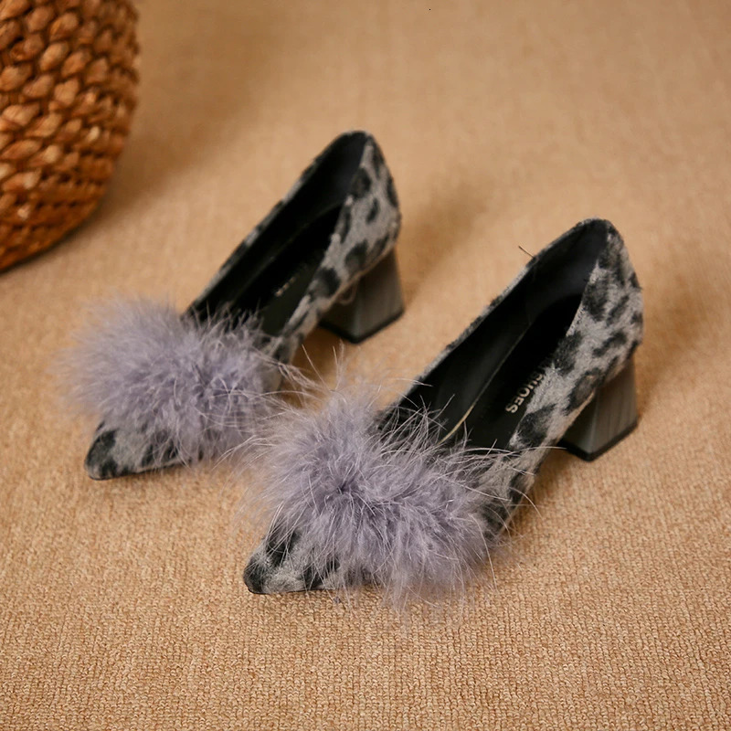 Women Heels Pumps Shoes Leopard Colored Furry Fur Medium Heel Lolita Shoes Party Elegant Stylish High Quality Cute Sexy 241225