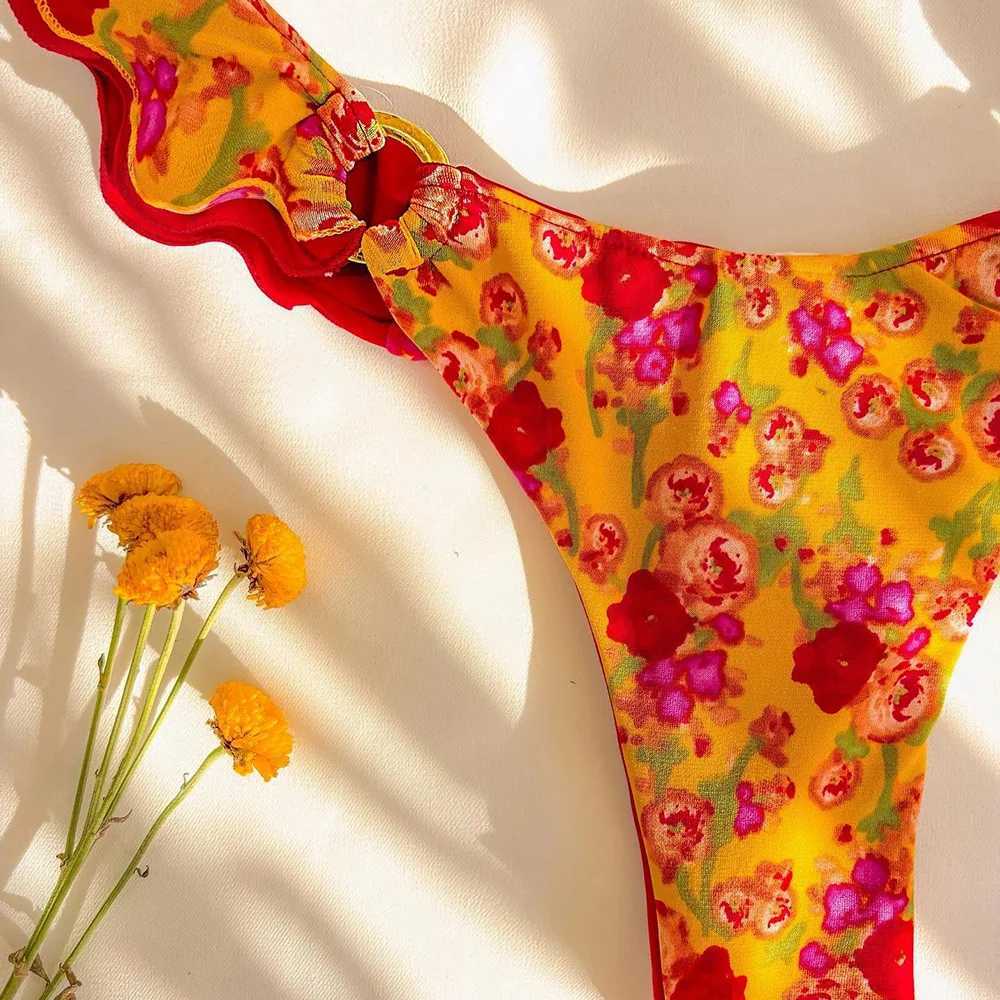 Summer swimsuit womens sexy bikini set ruffled edge pad bra thong two-piece swimsuit beach wear swimsuit womens sexy swimsuitW241225