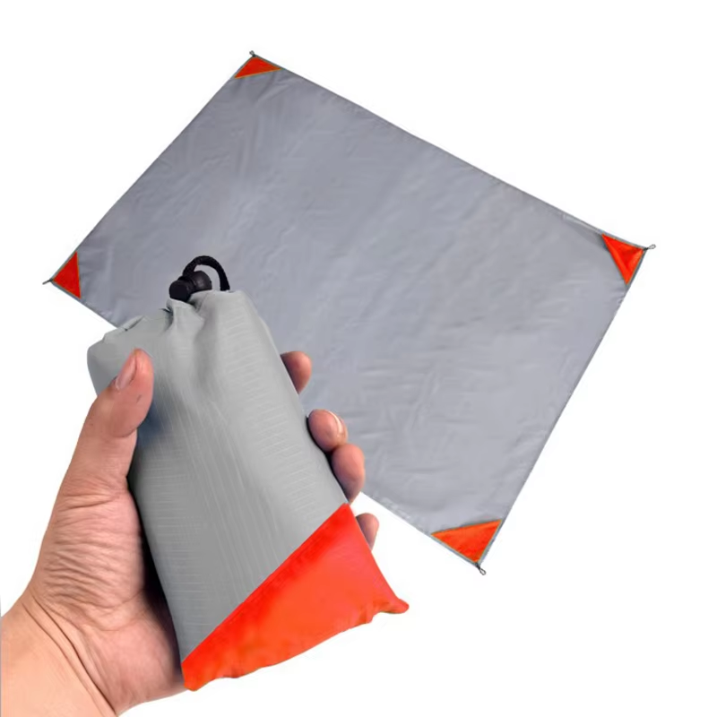 Outdoor lightweight portable camping beach mat waterproof pocket oxford picnic blanket