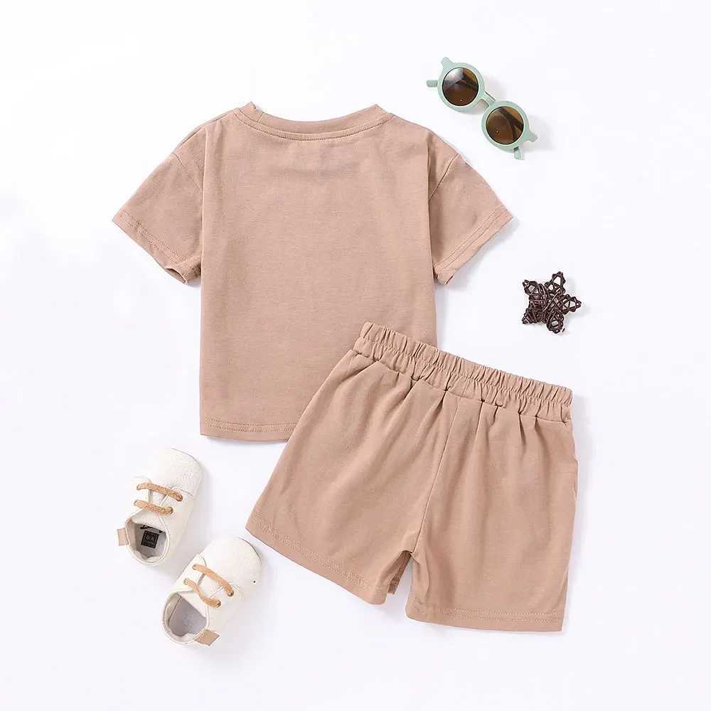 Clothing Sets Summer Kids Alphabet Rugby Printed Set Kids Sports Style T Shirt and Shorts Boys and Girls Clothing Set 0-6Y Kids ClothesY241225YTUH
