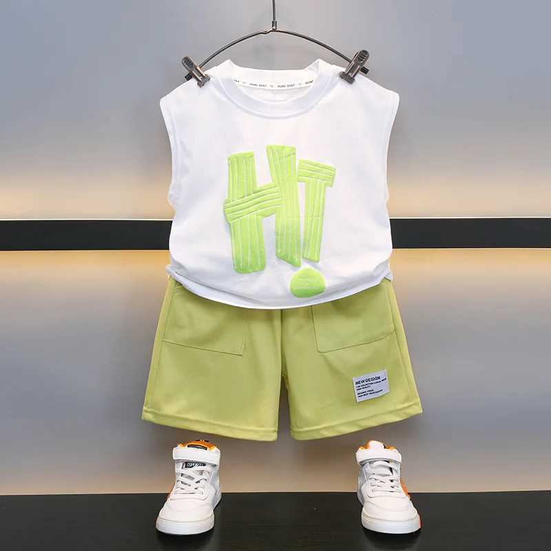 Clothing Sets Summer New Boys Suit Childrens Sleeveless Vest Baby Summer Boy Handsome Small Childrens Clothing Fashion Two-Piece SetY241225W1RT