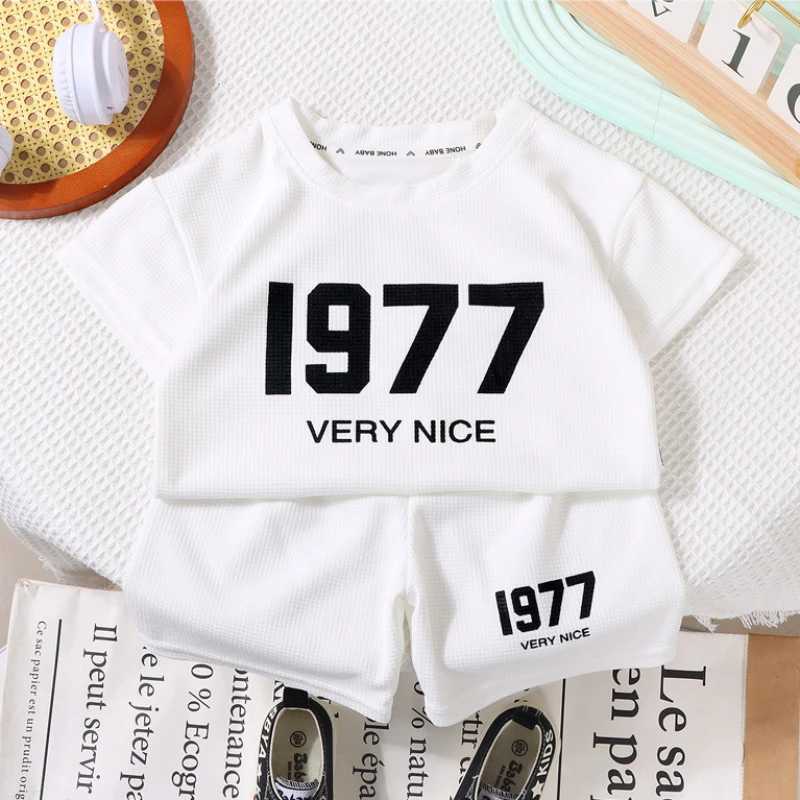 Clothing Sets Summer Baby Boy Clothes Set Children Girls Letter Tshirt and Shorts 2 Pieces Suit Kid Short Sleeve Top Bottom Outfits TracksuitsY241225D