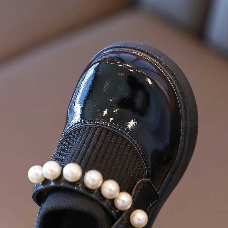 Athletic Outdoor Childrens Baby Leather Shoes 2024 New Beige Pearl Girls Baby Single Shoes Fall Black Soft Non-slip Girls Baby Princess Shoes H241223
