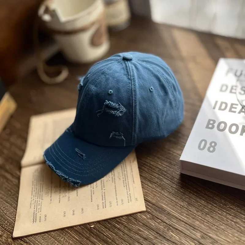 Vintage Tattered jeans baseball cap mens sun hat soft top denim sun Poof Peaked hat womens fashion brand W241225