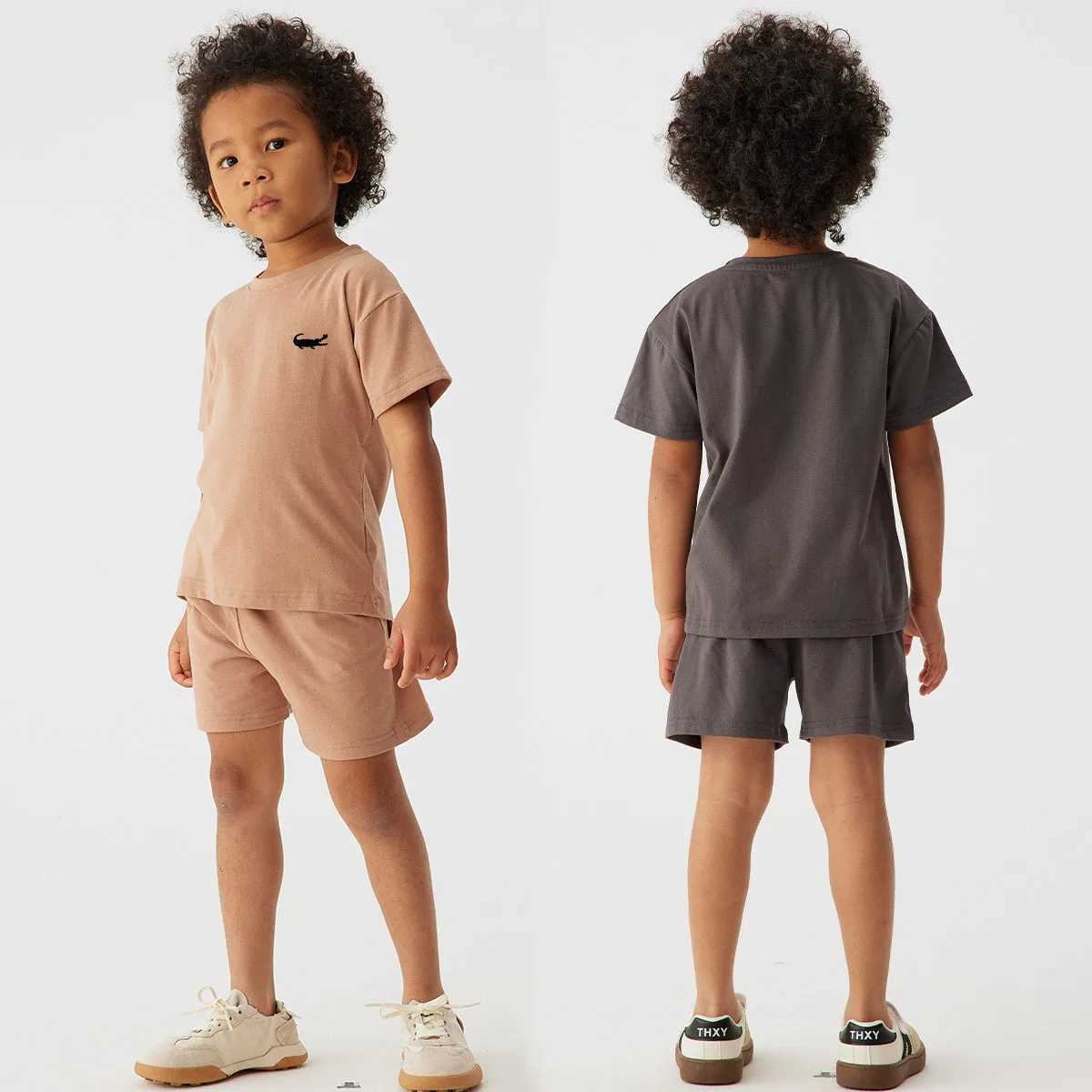 Clothing Sets Childrens Summer Cotton Short Sleeve Suit Printed T-shirt Shorts 2pcs Boys Simple Peplum Casual Kids ClothesY241225SVIX