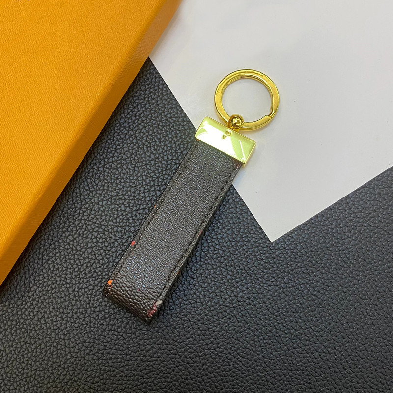 Designer keychain Keychain Classic Exquisite Designer Car Keyring Zinc Alloy Letter Unisex Lanyard Gold Black Metal Small Jewelry key chain dhgate