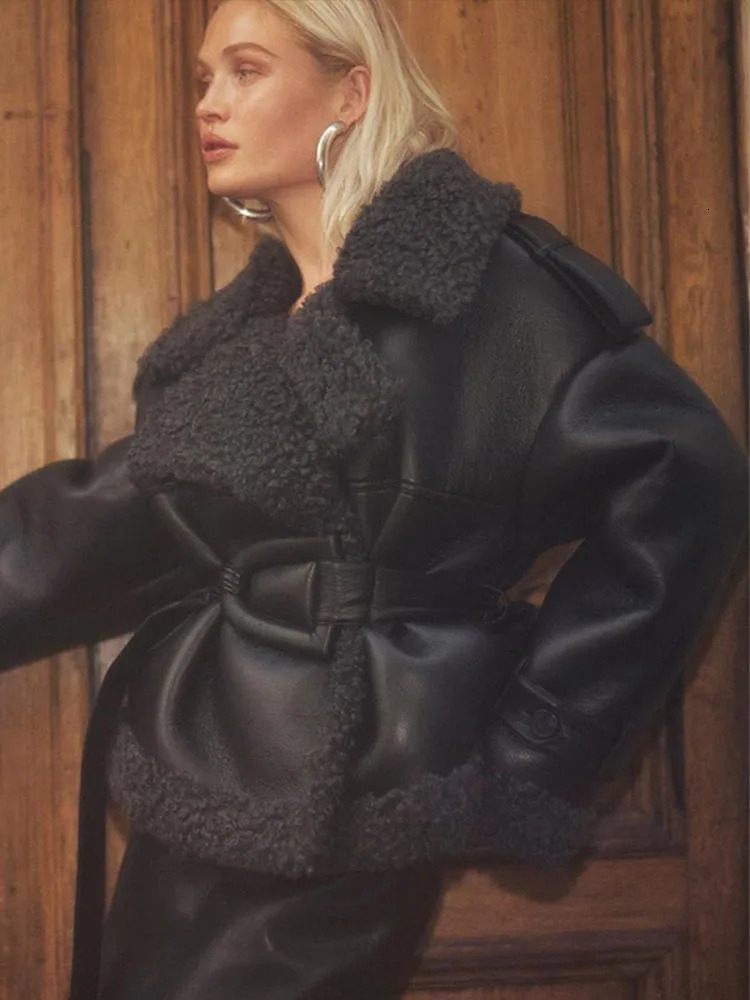 Fashion Retro Black Leather Womens Jacket Winter Plush Lining Warm Thicken Jackets Casual Turndown Collar Women Outerwears 241217