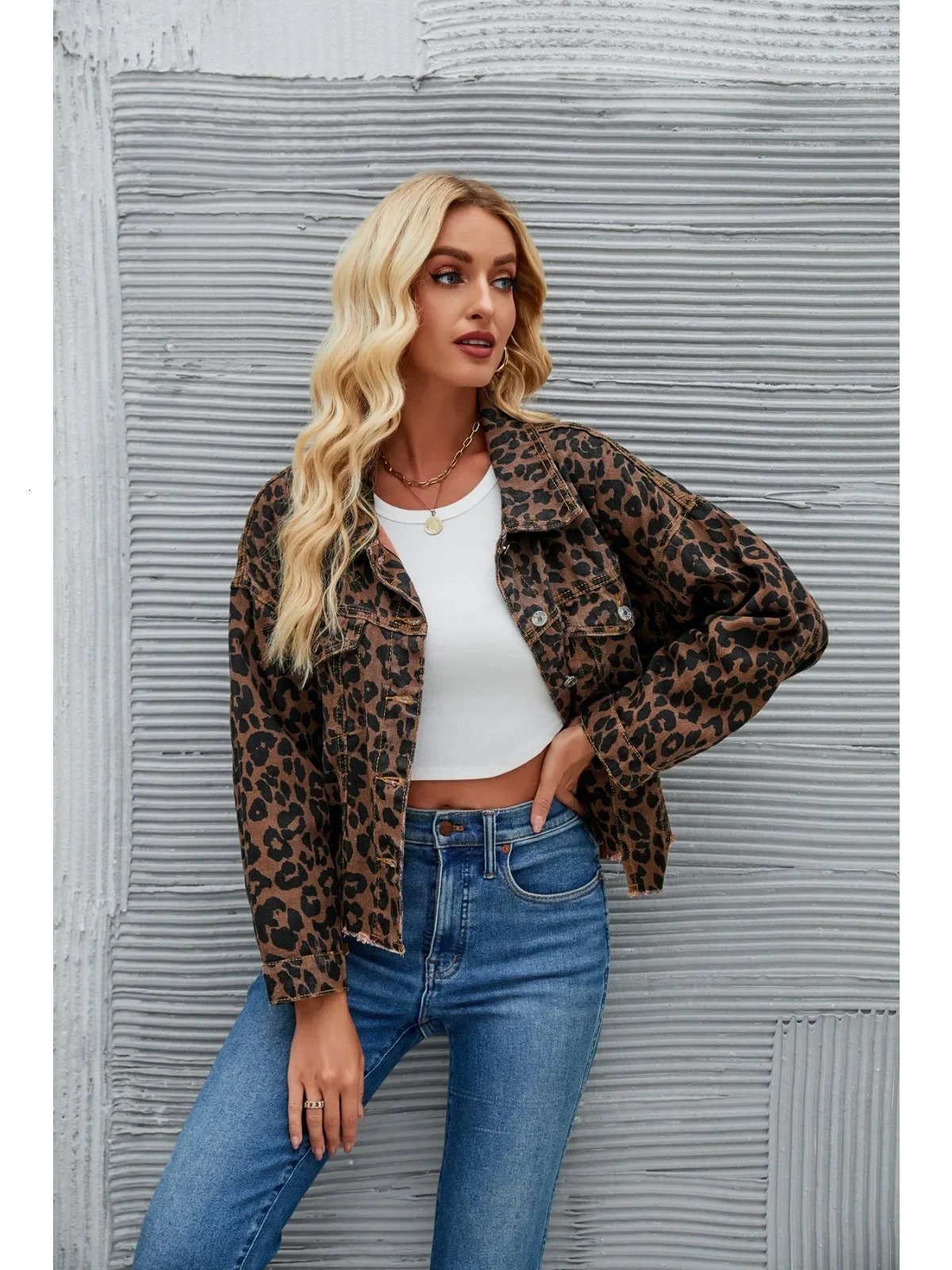Denim Jacket Autumn Winter American Style Womens Clothing Washed Long Sleeved Ripped Solid Color Loose Denim Coat Trend 241223