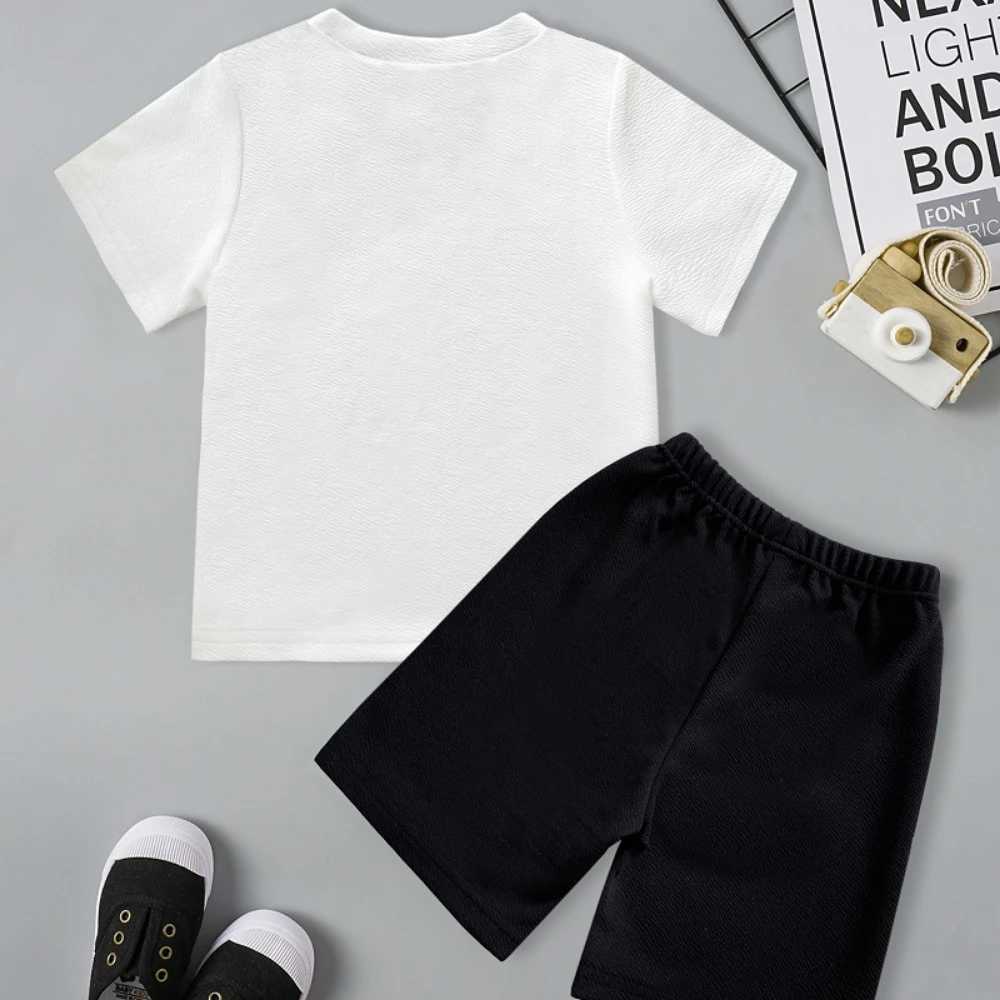Clothing Sets Summer Baby Girls Clothes Set Fashion Cartoon Bear Printed Short Sleeve T-shirts and Shorts 2pcs Children Boy Top Bottom OutfitY241225BB