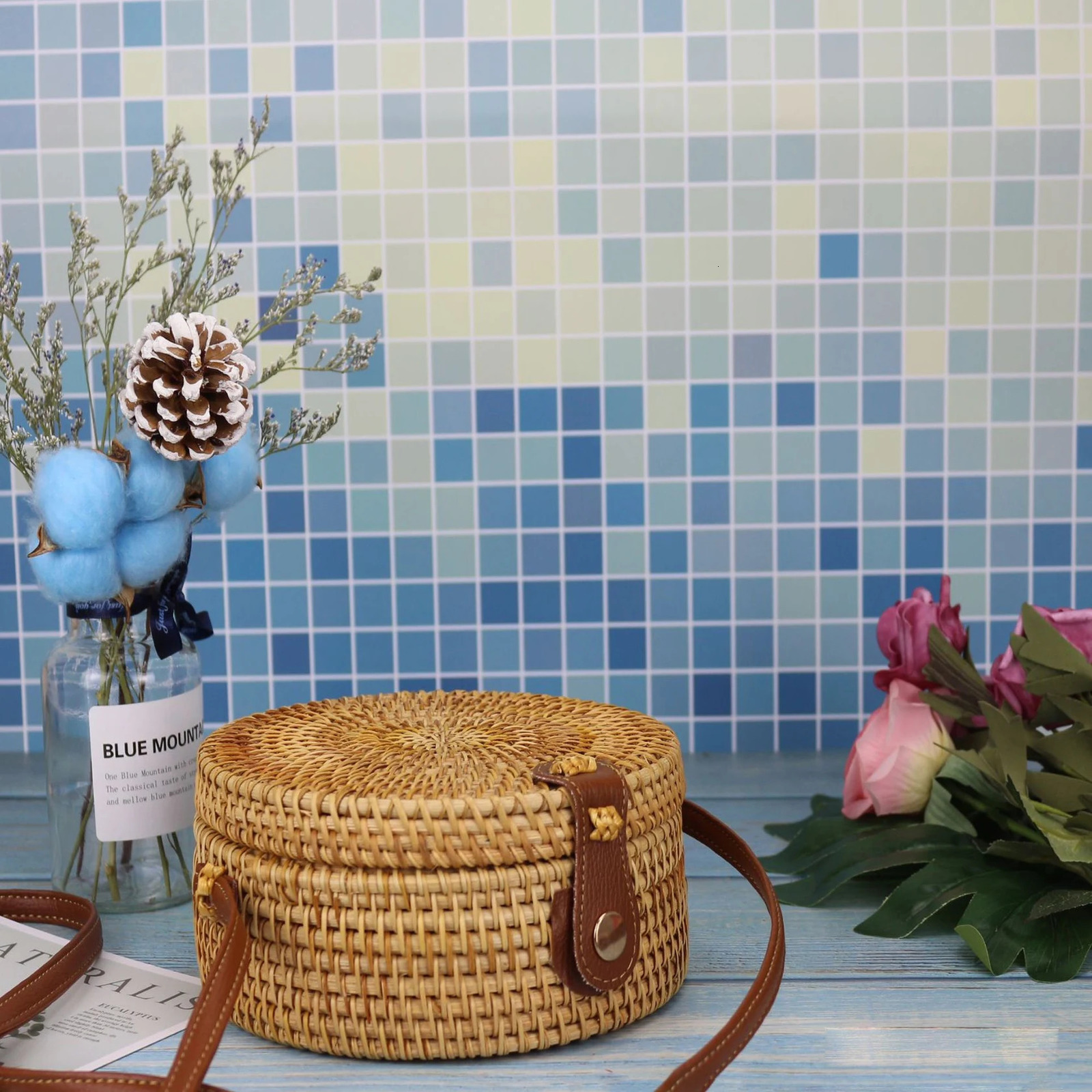 Rattan Woven WomenS Shoulder Bag Round Straw Beach Bags Female Bohemian Handbag er Handmade Crossbody Bag Bali Box 250103