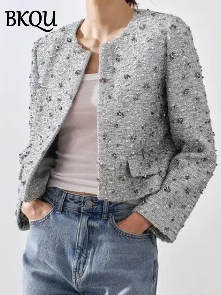 BKQU Fashion Sequin Cropped Jacket Women Autumn Winter Tweed Warm Elegant O-Neck Long Sleeve Female Coats Y2k High Streetwear 241223
