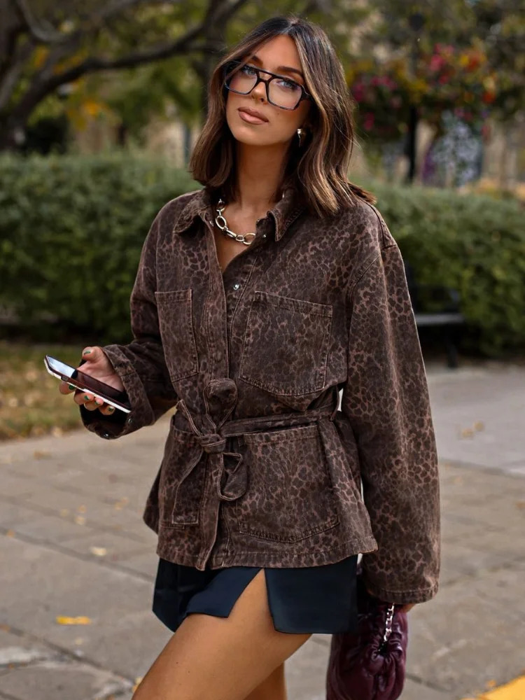 Trendy Leopard Printed Denim Jacket For Women Fashion Lapel Single Breasted Coat With Pockets Belt High Street Outwear 241223