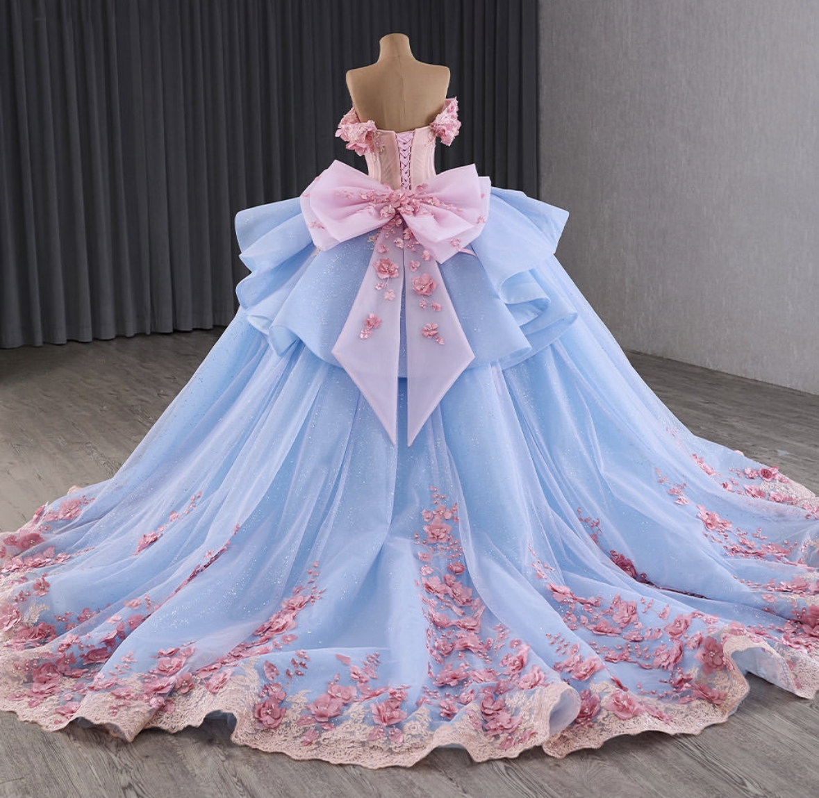 Luxurious Pink Quinceanera Dresses With 3D Floral Appliques Lace Off Shoulder Princess Prom Birthday Ball Gown Pearls Beaded Flowers Sweet 16 Dress Bo
