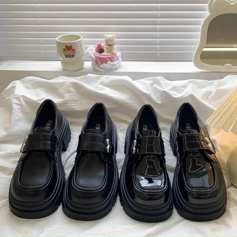 Casual Pumps Women Fashion Ladies Shoes Loafers Womens High Heels Platform Heart-Shaped Round Toe Med Heel Shoes Women 241225