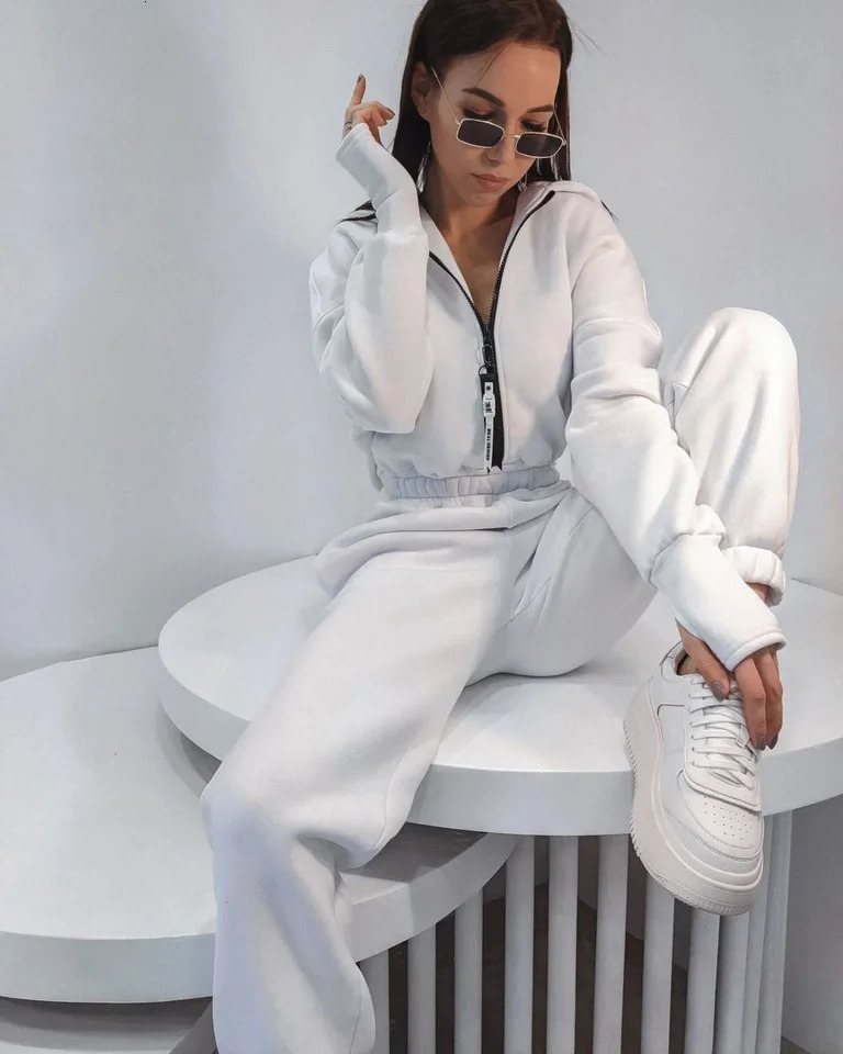 ladies fall and winter onepiece sweatpants suit Zipup hooded Jumpsuits tracksuit Sportswear 241225