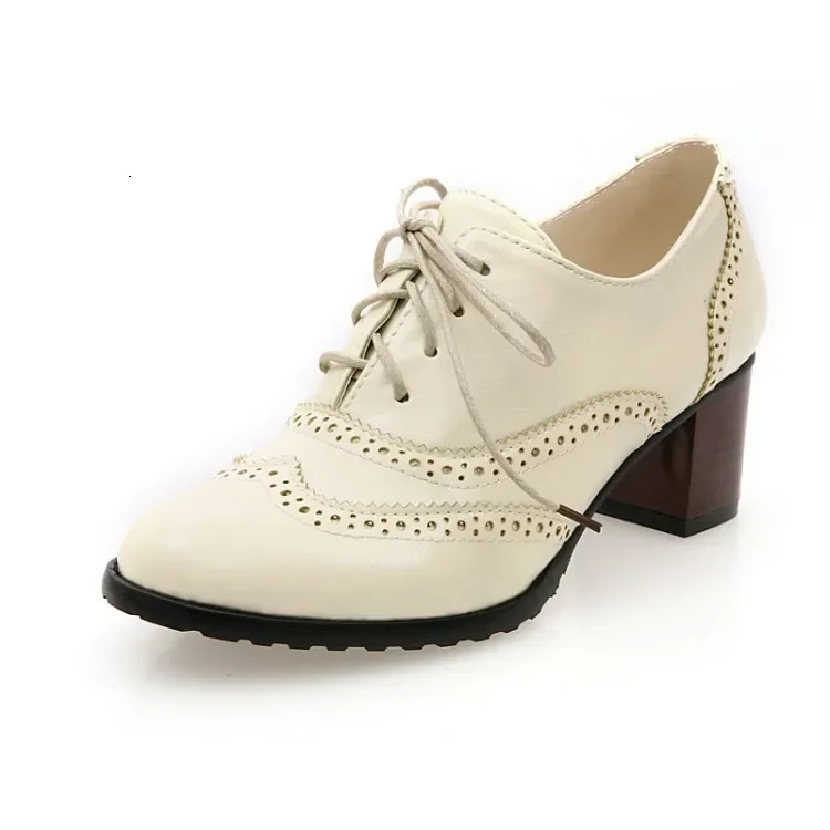 Women Pumps Round Toe 5.5cm Wood Heels Platform Brogue Student Carved Retro Lace-Up Classic Spring 241225