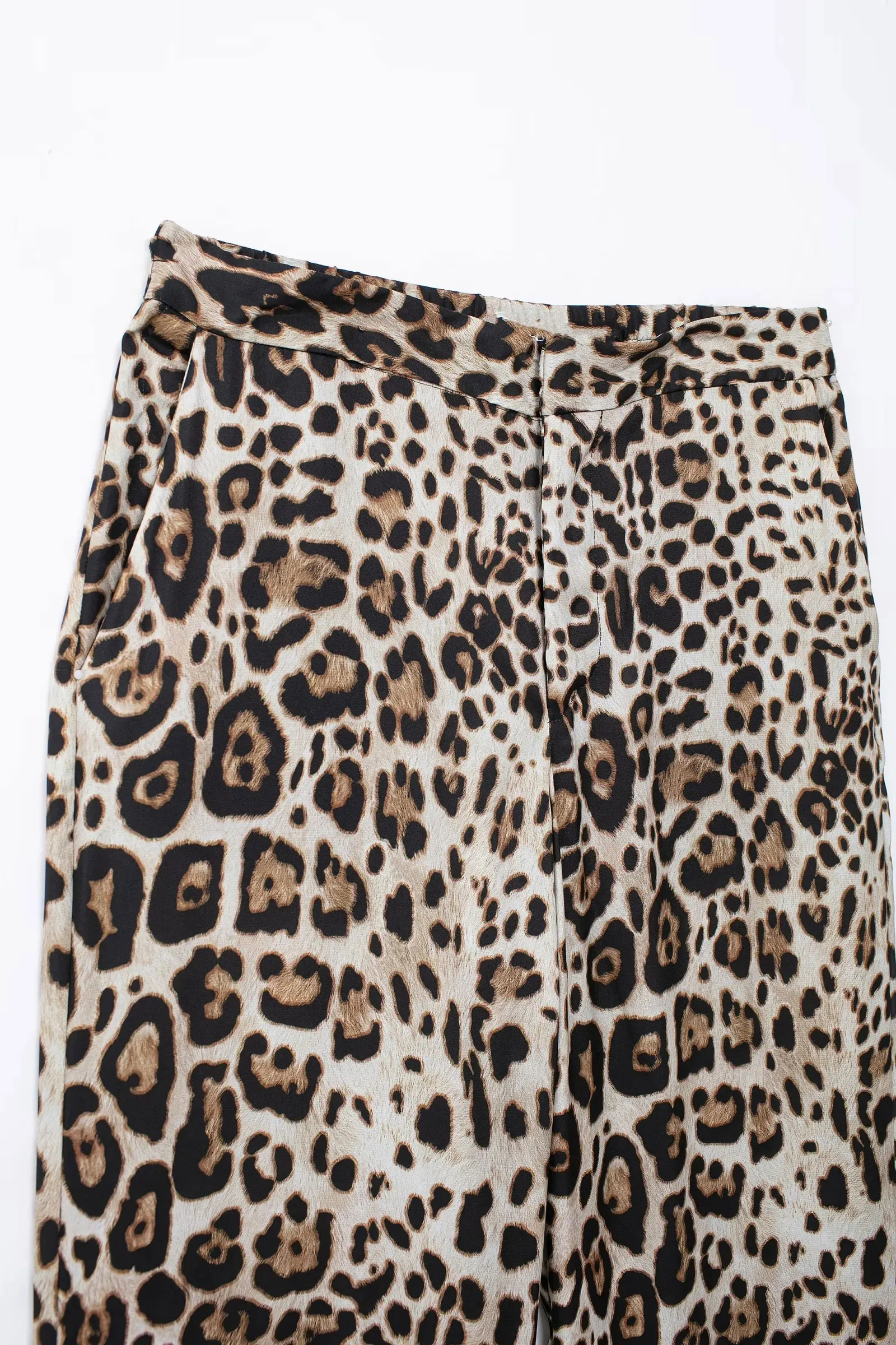 TRAFZA Leopard Print Pant For Women Vintage High Waist Loose Casual Zipper Fly Trousers Woman Fashion Straight Pants TRAF 241220