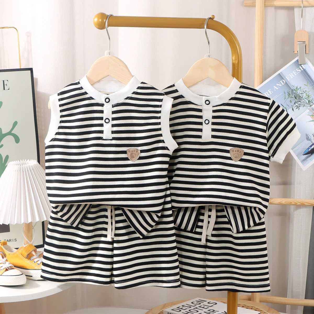Clothing Sets Summer Baby Girls Clothes Children Boy Knit Stripe Short Sleeve T-shirts and Shorts 2pcs Set Kid Sleeveless Top Bottom OutfitsY241225U1T