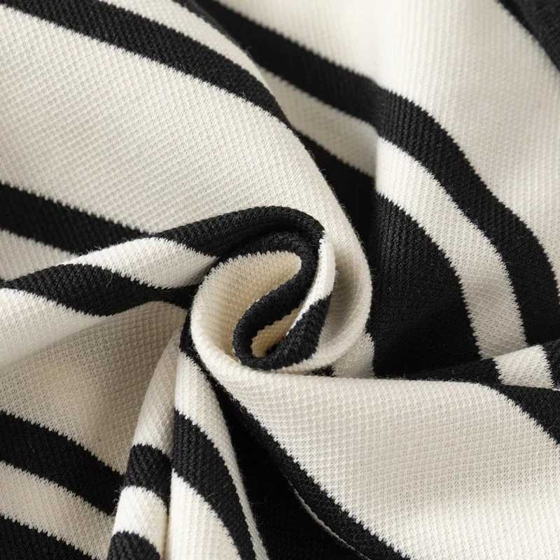 Autumn Baby Boy Cotton Clothes Kid Girls Turn Down Collar Sweatshirts Pullover Children Black White Stripe Shirt Polo TopXJ241225