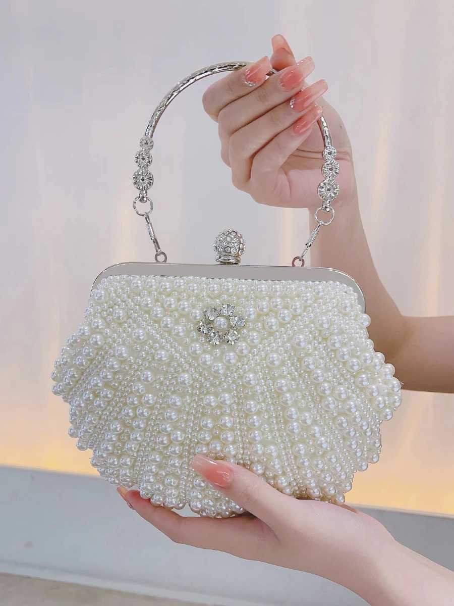 High Quality Artificial pearl and diamond cluTCh bag metal chain handbag floral handbag T241225