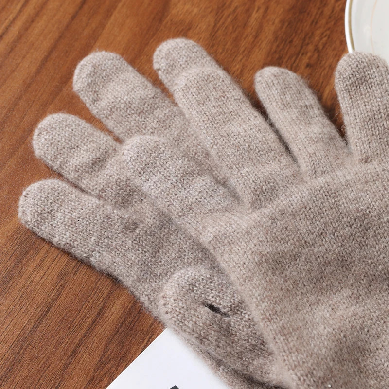 Women 10% Cashmere Gloves Cable Knit Touchscreen Finger Hole Winter Autumn Warm Wrist Length Classic Gloves Female Mitten 241225