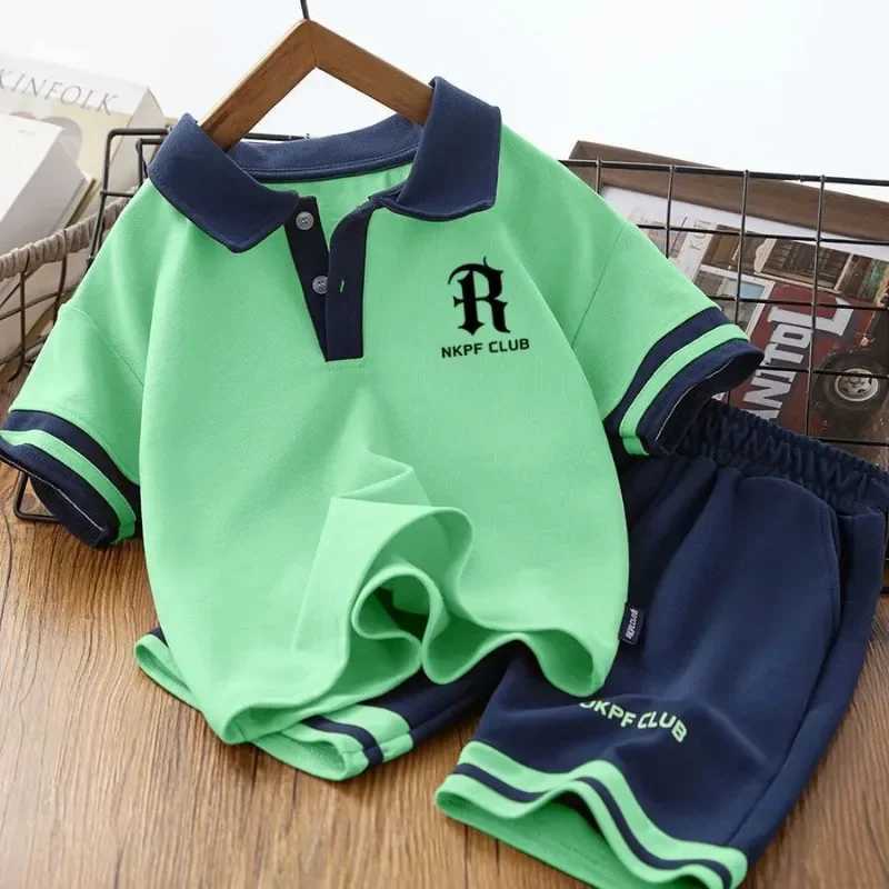 Clothing Sets Summer Children Boy Clothes Kid Lapel Striped T-Shirts and Shorts Set Patchwork V Neck Top Bottom 2pcs Suit Fashion TracksuitsY2412258Q1