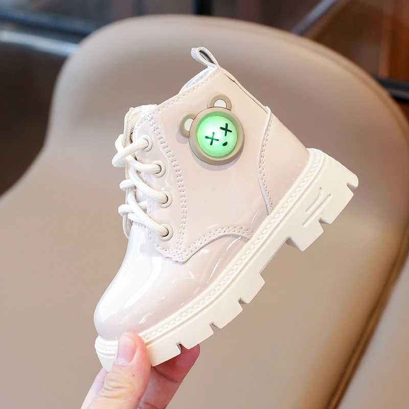 Athletic Outdoor Childrens Fashion Short Boots Size 21-30 Cartoon Bright Lights Boys Girls Baby Shoes Four Seasons Non-slip Kids Leather Boots H241223