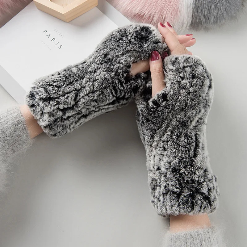 Arrival Female Natural Rabbit Fur Gloves Knitted Warm Real Rex Rabbit Fur Mittens Women Winter Outdoor Rex Rabbit Fur Gloves 241225ww