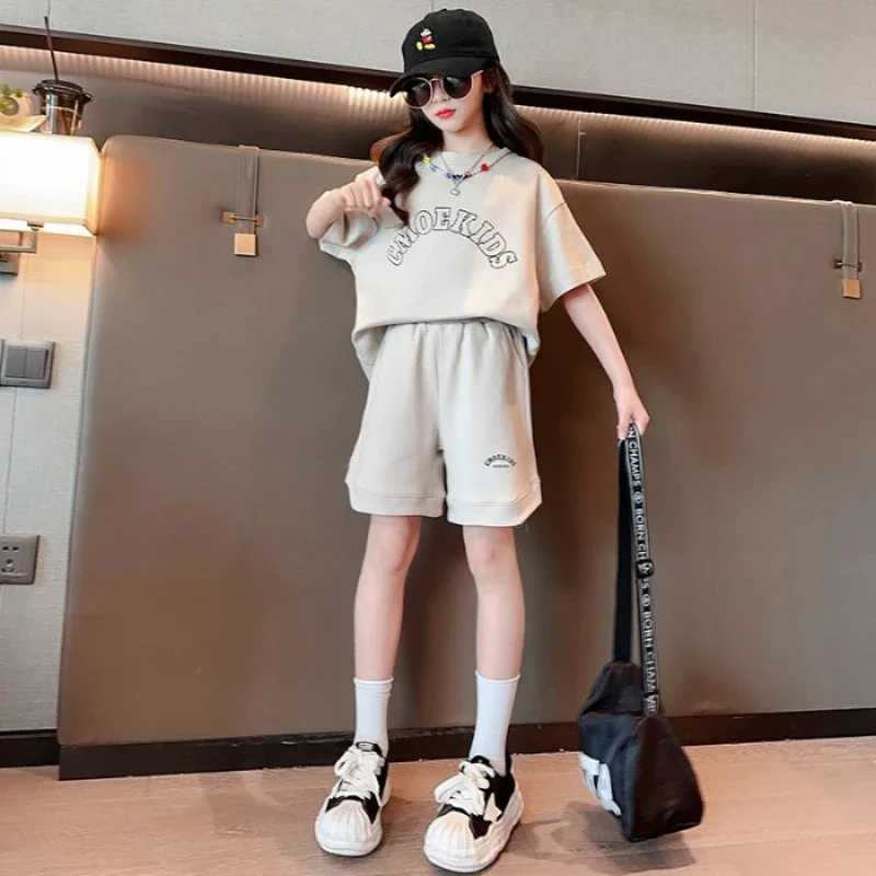 Clothing Sets Summer Teenage Boy Clothes Set Children Girls Letter Tshirt and Shorts 2pcs Suit Kid Short Sleeve Top Bottom Outfits TracksuitY241225XK2