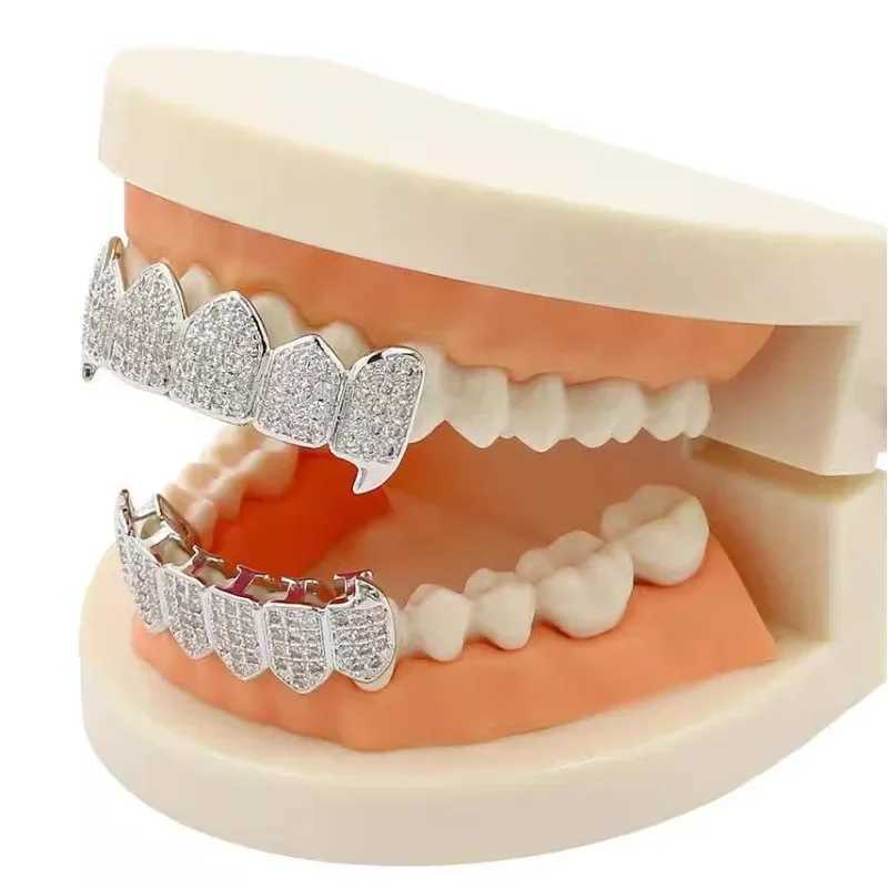 2Pcs/ Set Hip Hop Cubic Zirconia Teeth Grills Top Bottom Grills Dental Mouth Punk Tooth Cs Halloween Cosplay Rper JewelryXJ241225