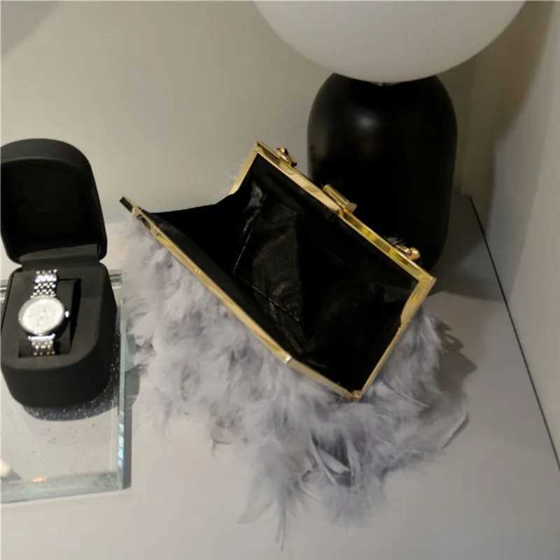 High Quality Womens Feather Evening Wallet Pearl Belt Chain Clutch Handbag Womens Elegant Dinner Party Shoulder Cross Body Bag T241225